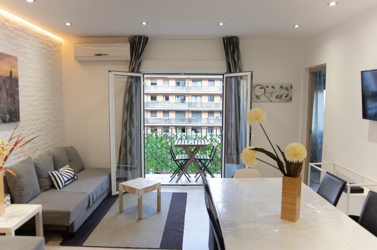 Your Home - Sagrada Familia Apartment Барселона Экстерьер фото