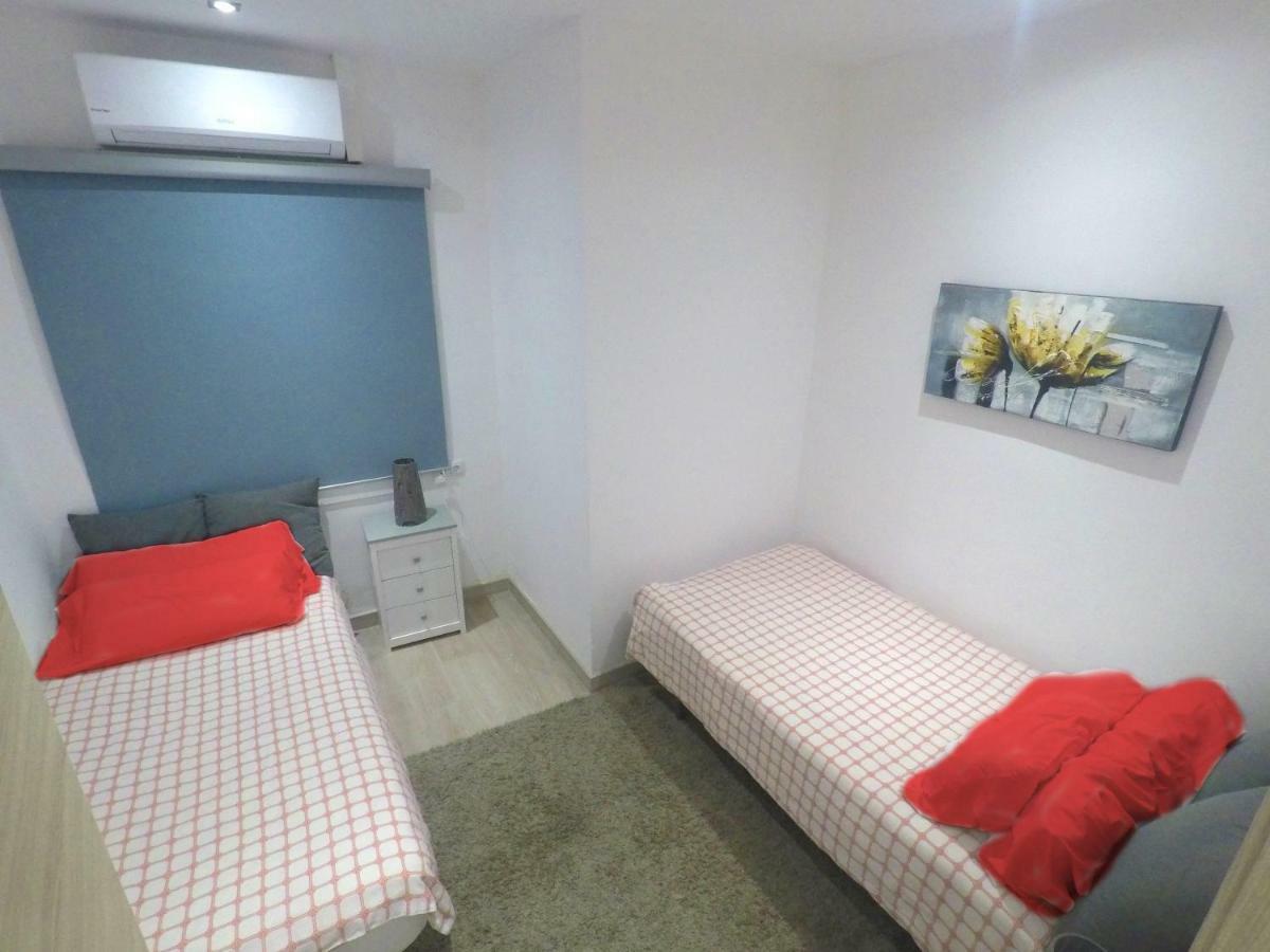 Your Home - Sagrada Familia Apartment Барселона Экстерьер фото